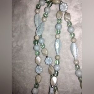 Floral Lucite Beads, Shades of Mint 🆕